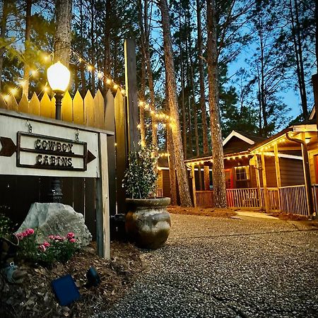 ホテル Kick Back Ranch Ramer エクステリア 写真